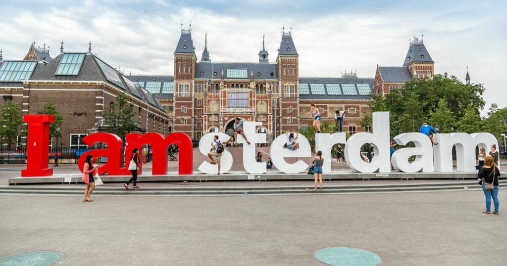 Cleaning service in Amsterdam